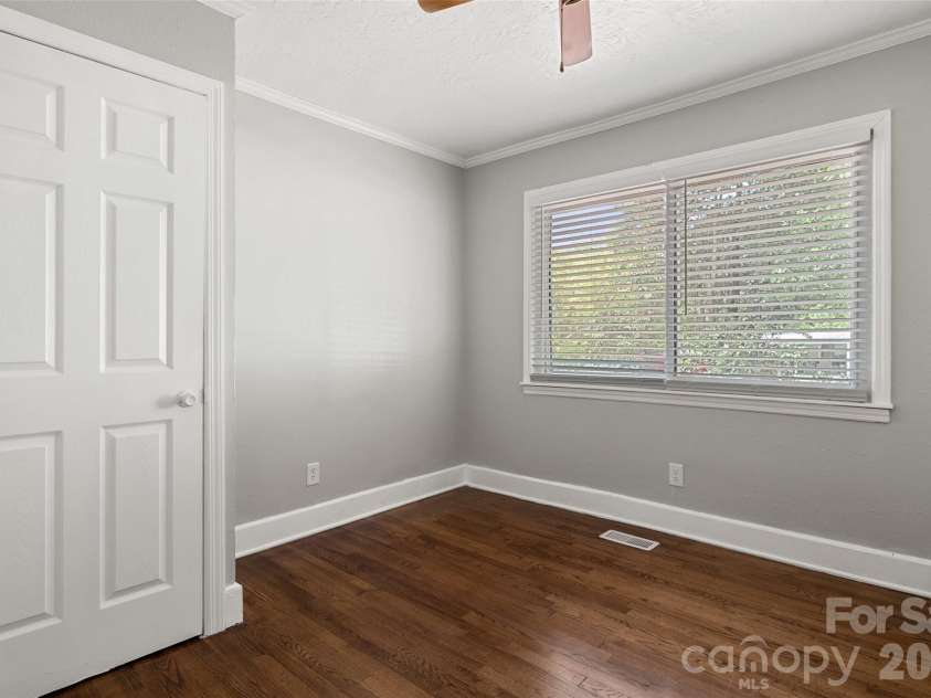 2123 Pinedell Avenue, Monroe, NC 28110.  MLS# CAR4372719, YatesRealty ID 20744. 