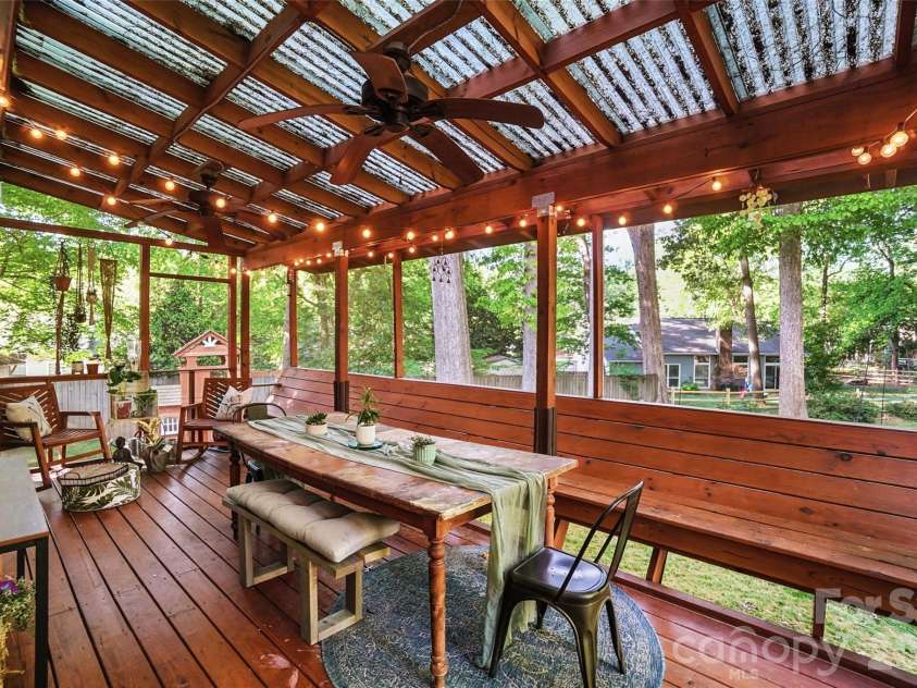 14815 Rothwell Drive, Mint Hill, NC 28227.  MLS# CAR4373333, YatesRealty ID 20745. 