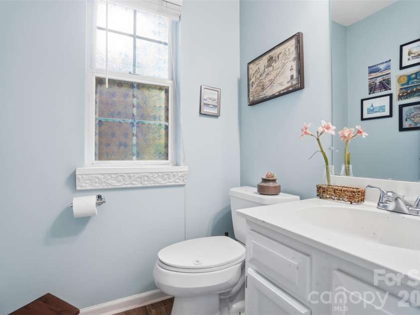 14815 Rothwell Drive, Mint Hill, NC 28227.  MLS# CAR4373333, YatesRealty ID 20745. 