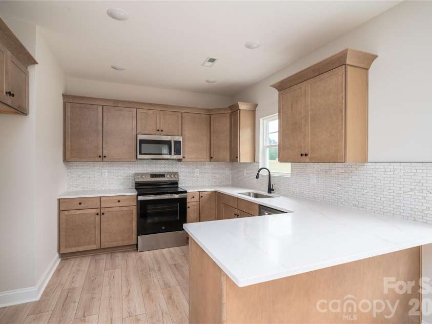 263 Bob Friday Road, Dallas, NC 28034.  MLS# CAR4375157, YatesRealty ID 20746. 