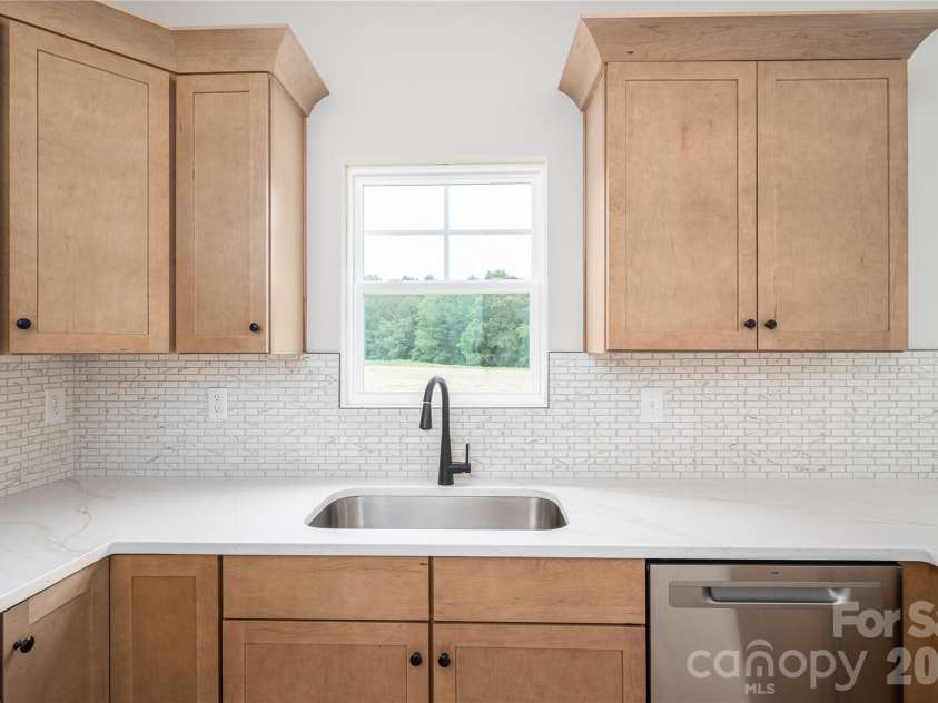 263 Bob Friday Road, Dallas, NC 28034.  MLS# CAR4375157, YatesRealty ID 20746. 