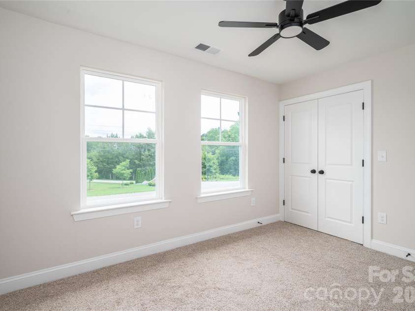 263 Bob Friday Road, Dallas, NC 28034.  MLS# CAR4375157, YatesRealty ID 20746. 