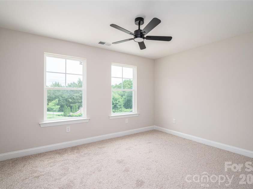 263 Bob Friday Road, Dallas, NC 28034.  MLS# CAR4375157, YatesRealty ID 20746. 