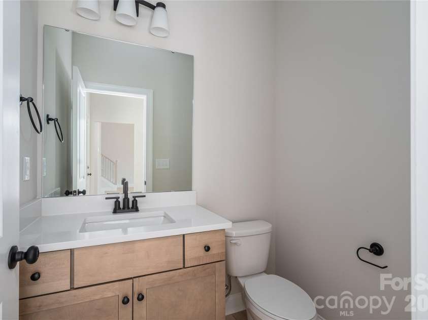 263 Bob Friday Road, Dallas, NC 28034.  MLS# CAR4375157, YatesRealty ID 20746. 