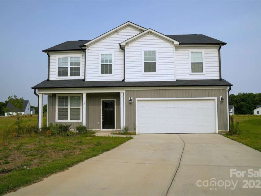 69 Ravibha Court, Clayton, NC 27520.  MLS# CAR4269116, YatesRealty ID 20746. 