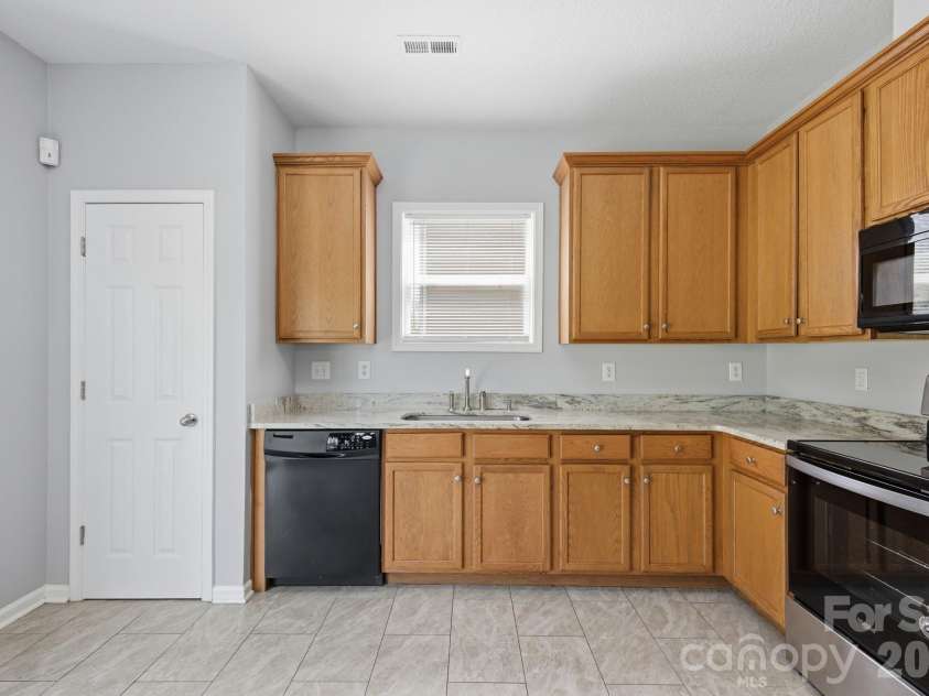 6404 Trotters Ridge Road, Charlotte, NC 28227.  MLS# CAR4365007, YatesRealty ID 20748. 