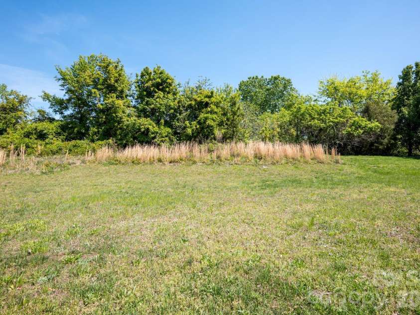 6404 Trotters Ridge Road, Charlotte, NC 28227.  MLS# CAR4365007, YatesRealty ID 20748. 