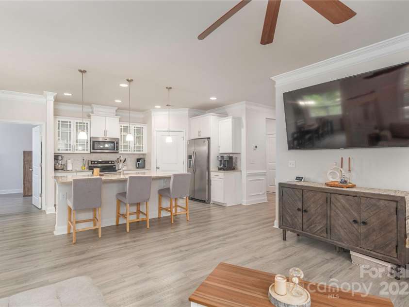 70 Rose Creek Road, Leicester, NC 28748.  MLS# CAR4259472, YatesRealty ID 20748. 