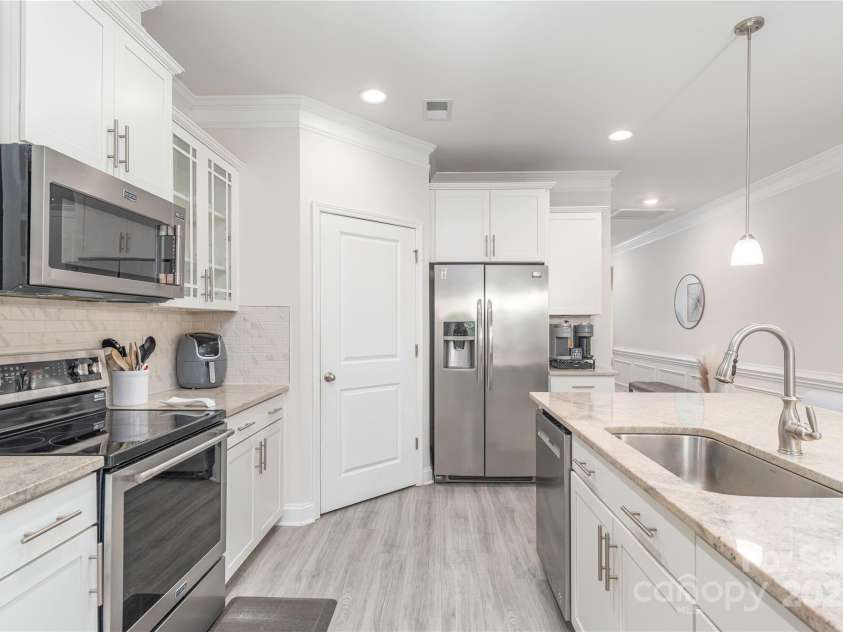 70 Rose Creek Road, Leicester, NC 28748.  MLS# CAR4259472, YatesRealty ID 20748. 