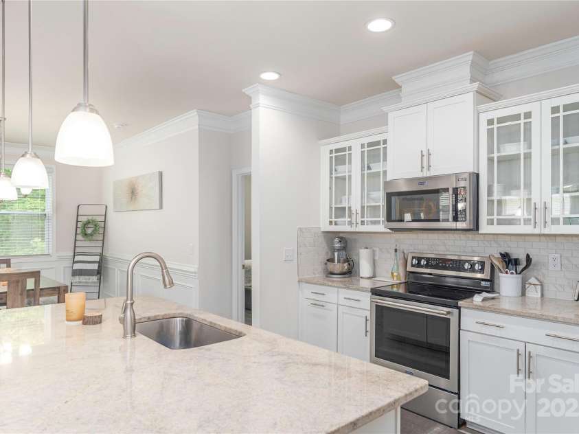 70 Rose Creek Road, Leicester, NC 28748.  MLS# CAR4259472, YatesRealty ID 20748. 