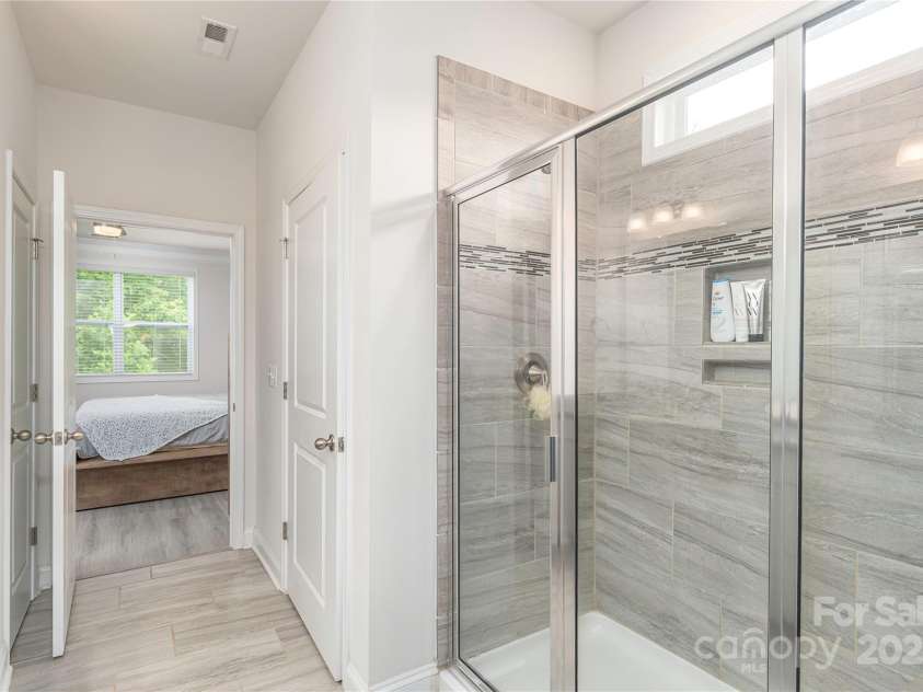 70 Rose Creek Road, Leicester, NC 28748.  MLS# CAR4259472, YatesRealty ID 20748. 