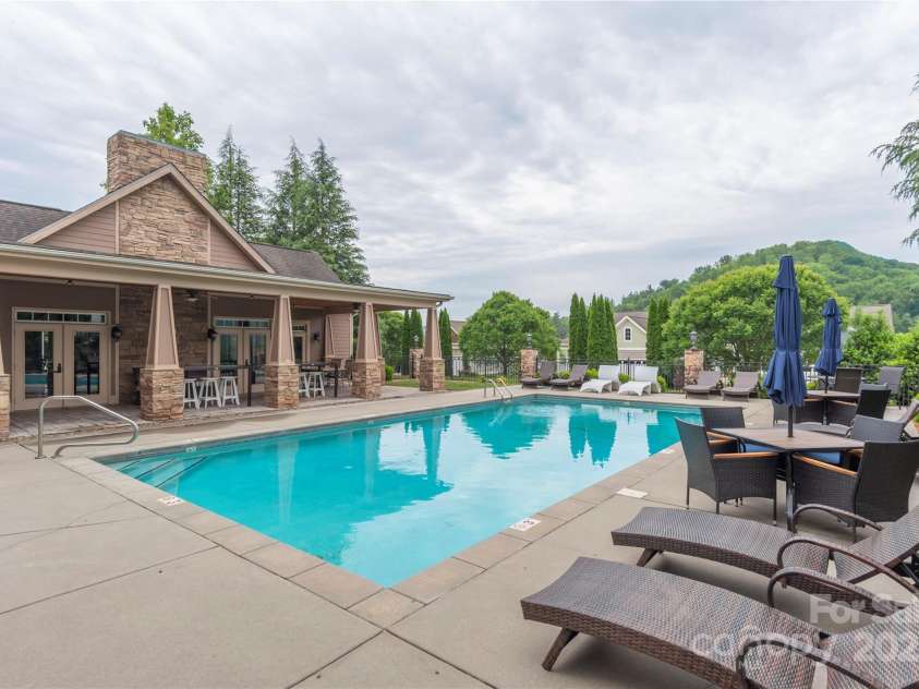 70 Rose Creek Road, Leicester, NC 28748.  MLS# CAR4259472, YatesRealty ID 20748. Community Pool
