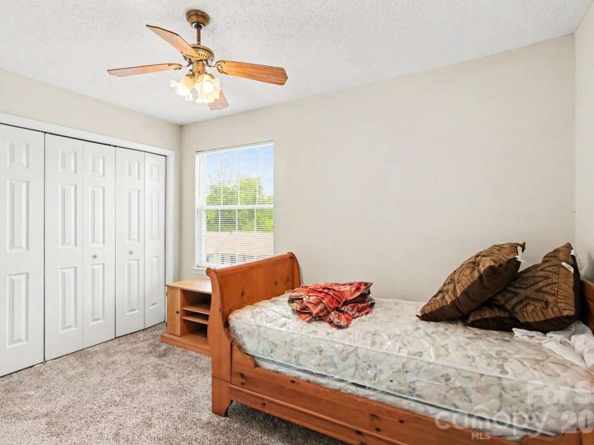 544 Lex Drive, Charlotte, NC 28262.  MLS# CAR4376636, YatesRealty ID 20749. 