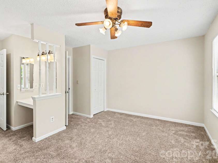 544 Lex Drive, Charlotte, NC 28262.  MLS# CAR4376636, YatesRealty ID 20749. 