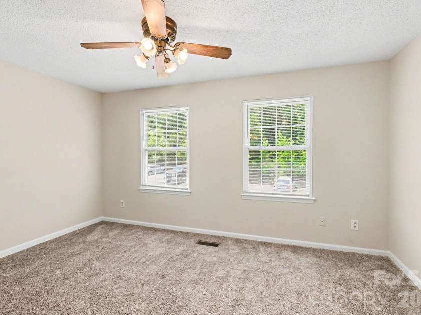 544 Lex Drive, Charlotte, NC 28262.  MLS# CAR4376636, YatesRealty ID 20749. 