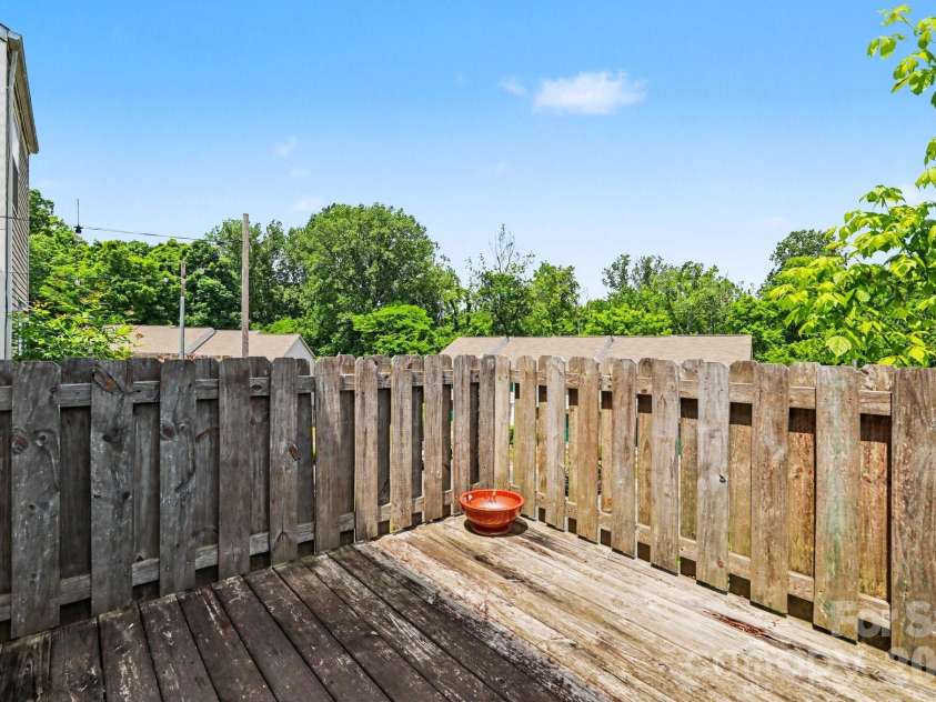 544 Lex Drive, Charlotte, NC 28262.  MLS# CAR4376636, YatesRealty ID 20749. 