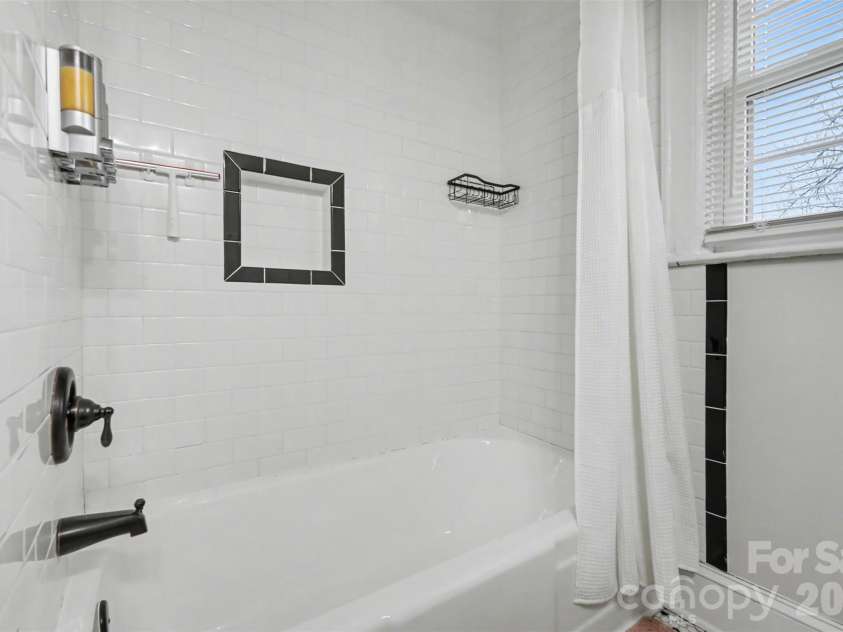 126 Tranquil Avenue, Charlotte, NC 28209.  MLS# CAR4346662, YatesRealty ID 2075. 