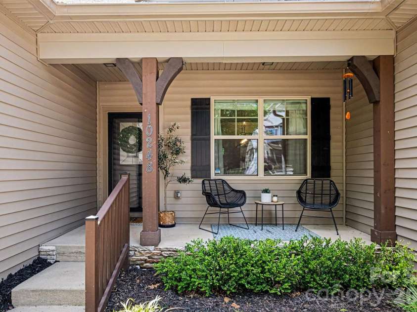10248 Withers Road, Charlotte, NC 28278.  MLS# CAR4378329, YatesRealty ID 20750. 