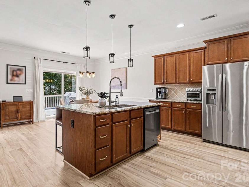 10248 Withers Road, Charlotte, NC 28278.  MLS# CAR4378329, YatesRealty ID 20750. 