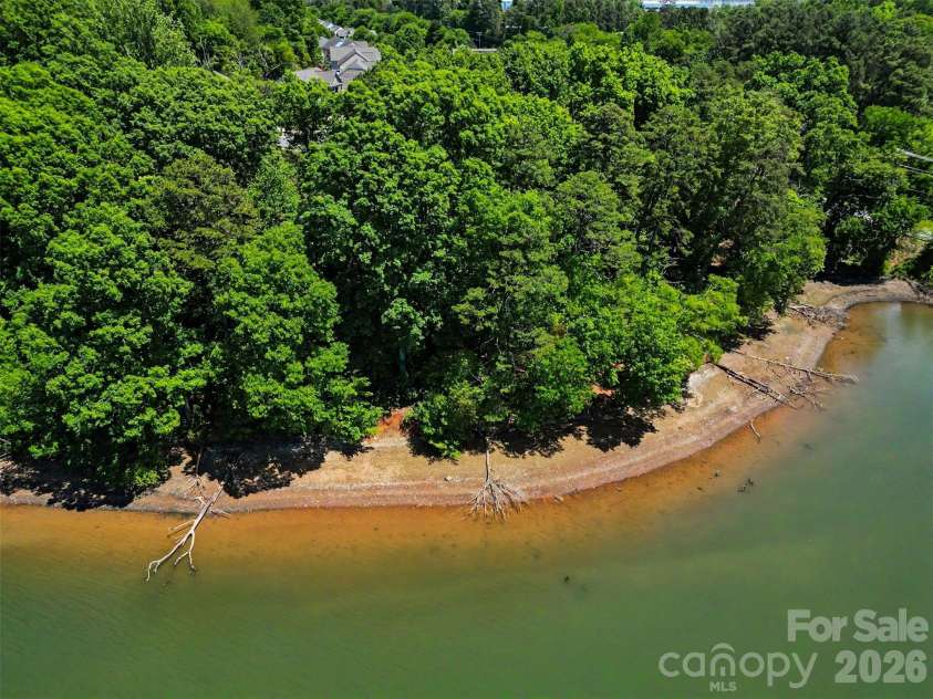10248 Withers Road, Charlotte, NC 28278.  MLS# CAR4378329, YatesRealty ID 20750. 
