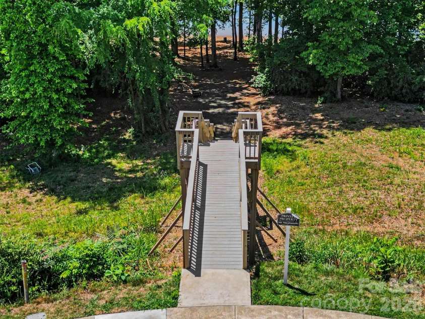 10248 Withers Road, Charlotte, NC 28278.  MLS# CAR4378329, YatesRealty ID 20750. 