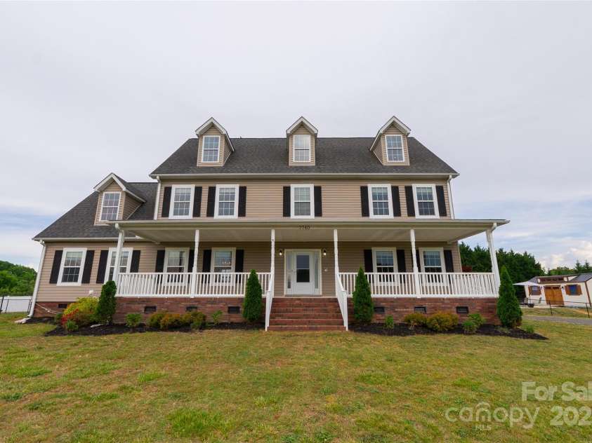 7740 Freeze Road, Kannapolis, NC 28081.  MLS# CAR4252445, YatesRealty ID 20750. 