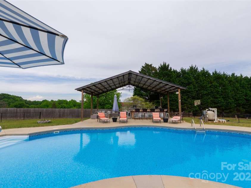 7740 Freeze Road, Kannapolis, NC 28081.  MLS# CAR4252445, YatesRealty ID 20750. 