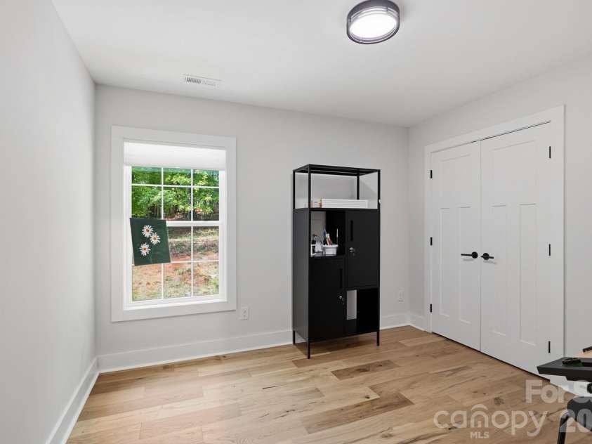 617 Teresa Circle, Waxhaw, NC 28173.  MLS# CAR4368451, YatesRealty ID 20752. 