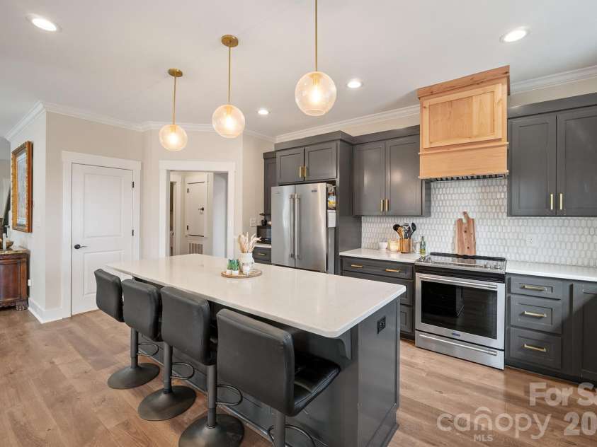 160 Mullis Road, Harmony, NC 28634.  MLS# CAR4376136, YatesRealty ID 20753. 