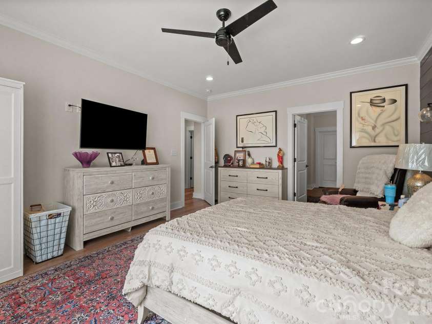 160 Mullis Road, Harmony, NC 28634.  MLS# CAR4376136, YatesRealty ID 20753. 