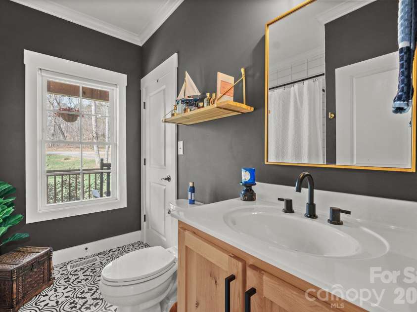 160 Mullis Road, Harmony, NC 28634.  MLS# CAR4376136, YatesRealty ID 20753. 