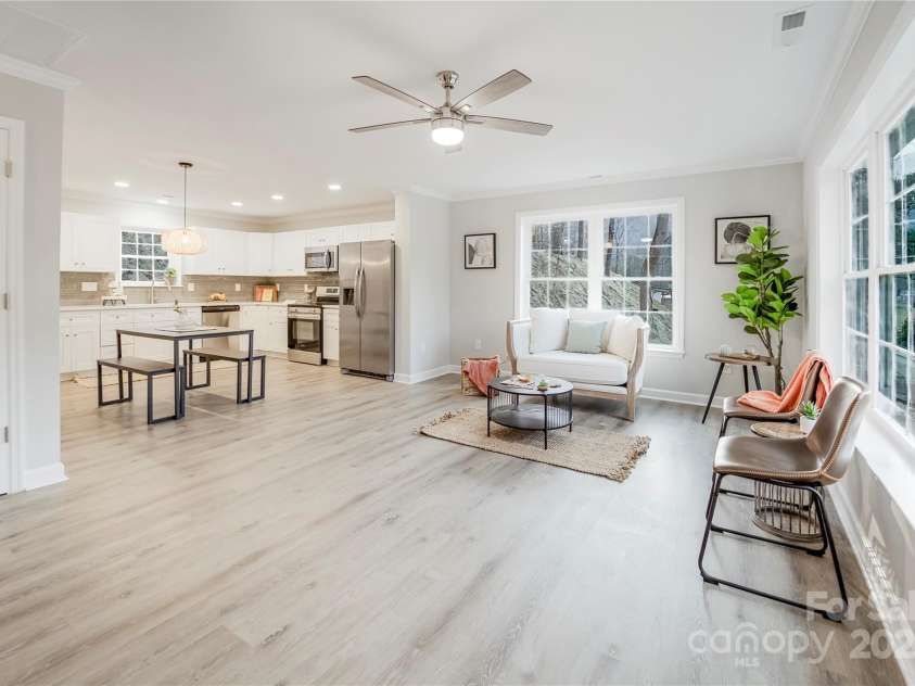 62 Leisure Lane, Maggie Valley, NC 28751.  MLS# CAR4258970, YatesRealty ID 20753. 