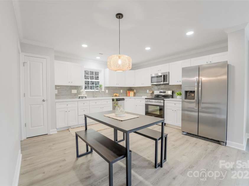 62 Leisure Lane, Maggie Valley, NC 28751.  MLS# CAR4258970, YatesRealty ID 20753. 