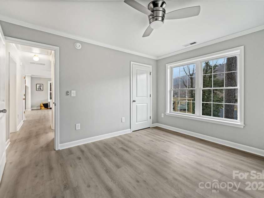 60 Leisure Lane, Maggie Valley, NC 28751.  MLS# CAR4258975, YatesRealty ID 20754. 