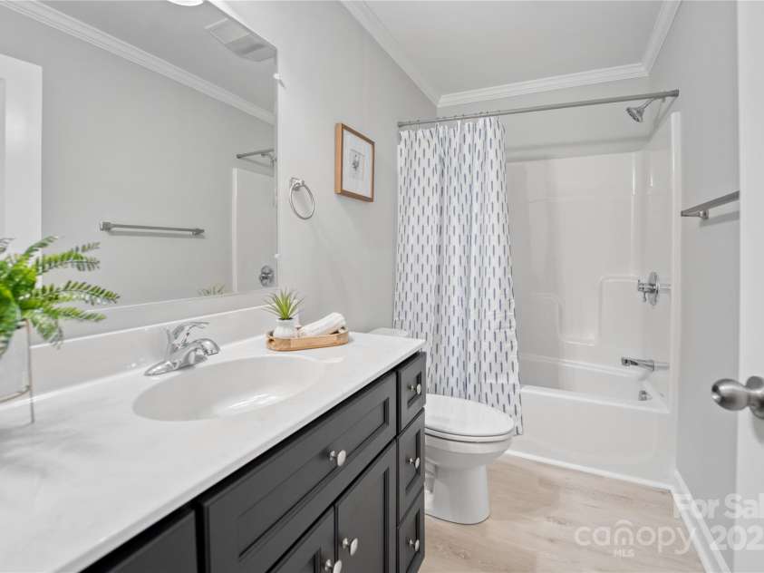60 Leisure Lane, Maggie Valley, NC 28751.  MLS# CAR4309728, YatesRealty ID 20754. 