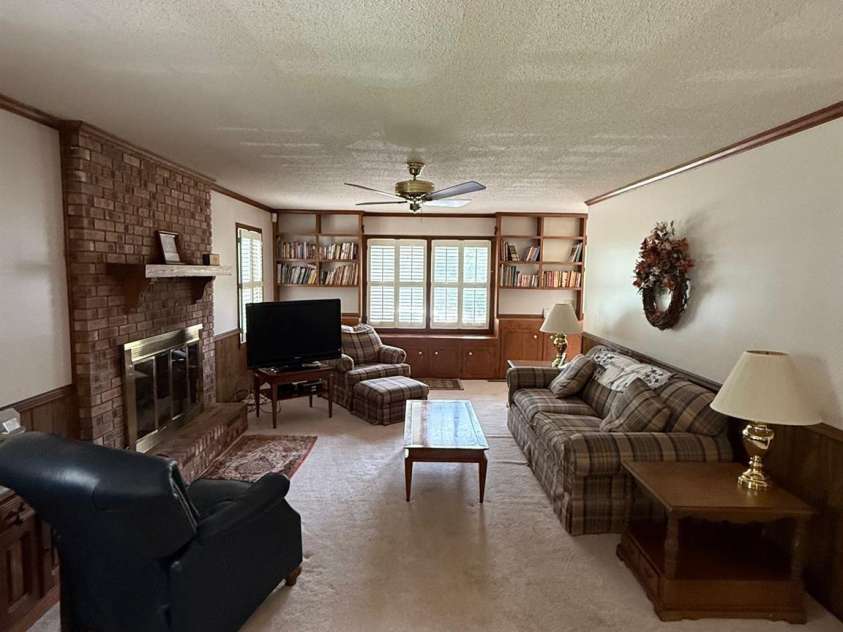 200 Breslin Street, Wadesboro, NC 28170.  MLS# CAR4270472, YatesRealty ID 20755. 