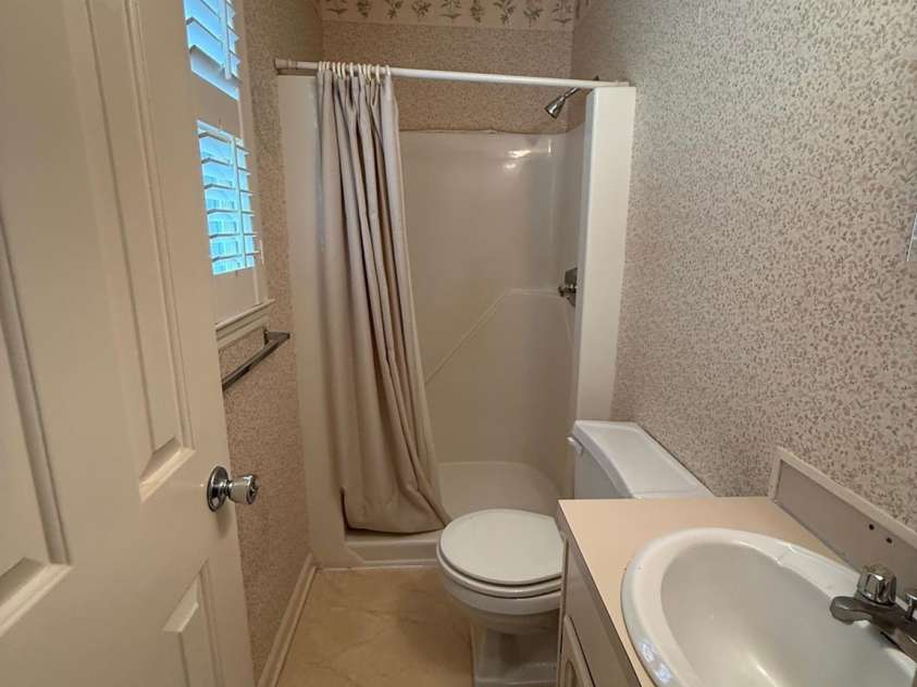 200 Breslin Street, Wadesboro, NC 28170.  MLS# CAR4270472, YatesRealty ID 20755. 