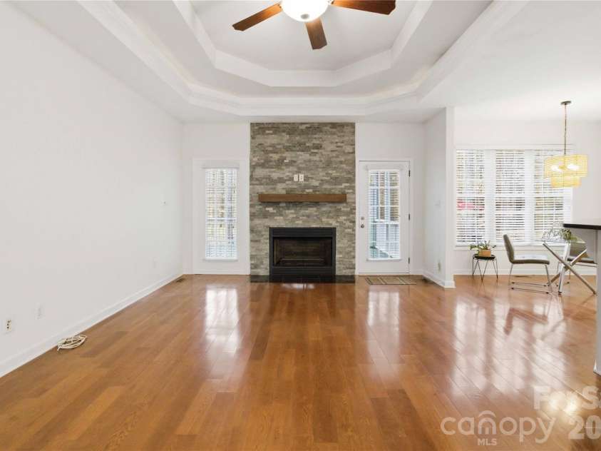 214 Hedgecrest Lane, York, SC 29745.  MLS# CAR4354392, YatesRealty ID 20756. 