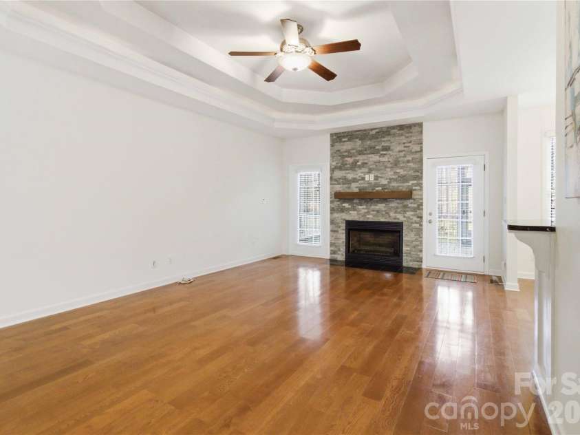 214 Hedgecrest Lane, York, SC 29745.  MLS# CAR4354392, YatesRealty ID 20756. 