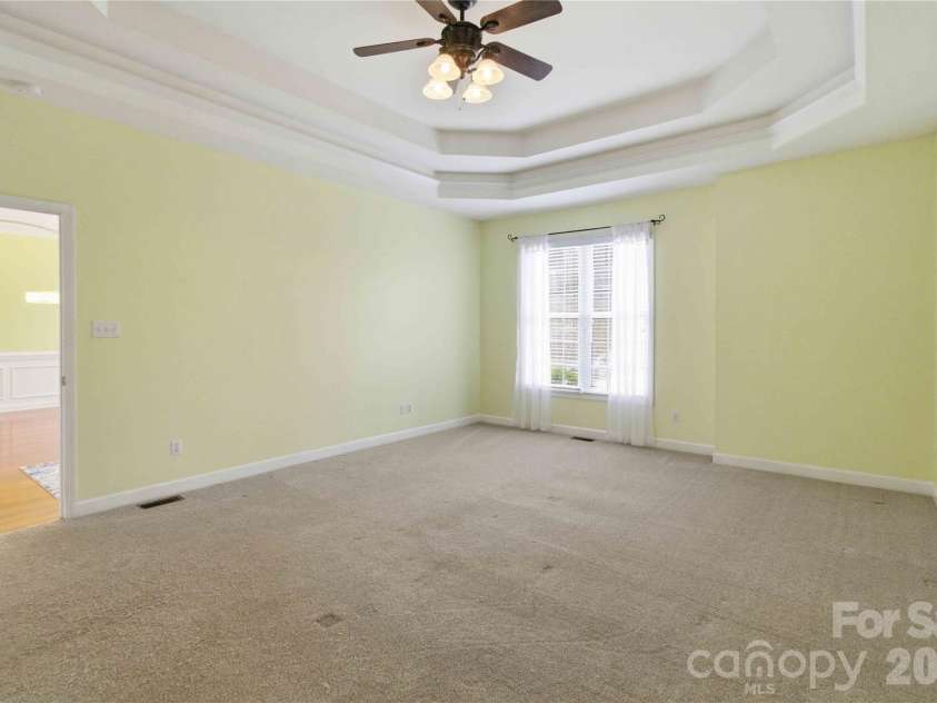214 Hedgecrest Lane, York, SC 29745.  MLS# CAR4354392, YatesRealty ID 20756. 