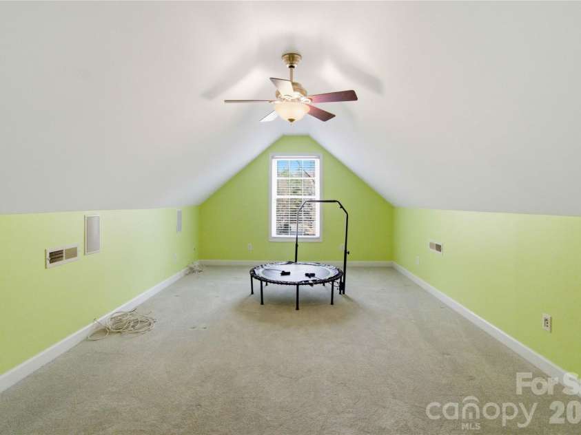 214 Hedgecrest Lane, York, SC 29745.  MLS# CAR4354392, YatesRealty ID 20756. 