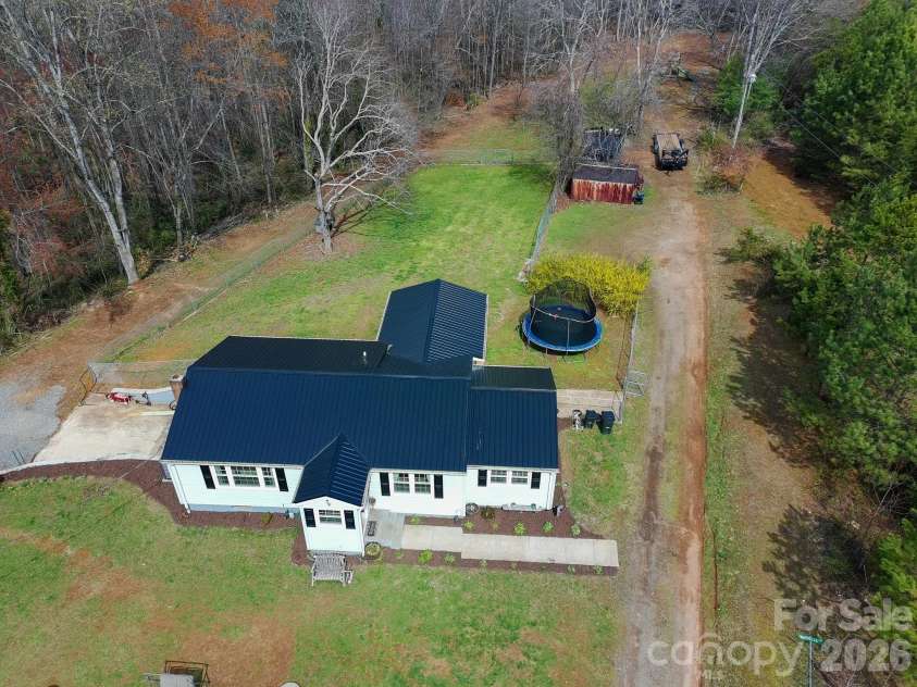 379 Pat Nixon Road, State Road, NC 28676.  MLS# CAR4359902, YatesRealty ID 20759. 