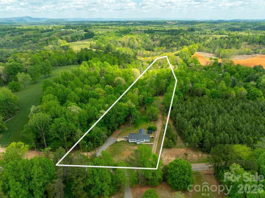 379 Pat Nixon Road, State Road, NC 28676.  MLS# CAR4359902, YatesRealty ID 20759. 