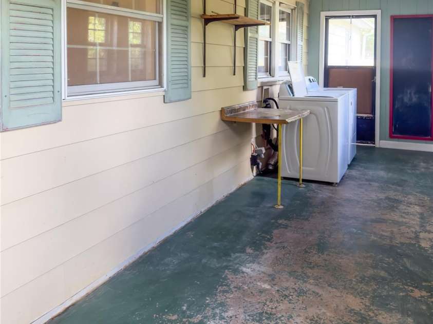 3490 US Hwy Business 220 Highway, Stoneville, NC 27048.  MLS# CAR4309769, YatesRealty ID 2076. 