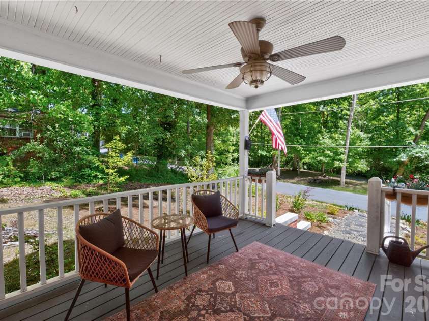 712 Jackson Street, Fort Mill, SC 29715.  MLS# CAR4402155, YatesRealty ID 20760. 