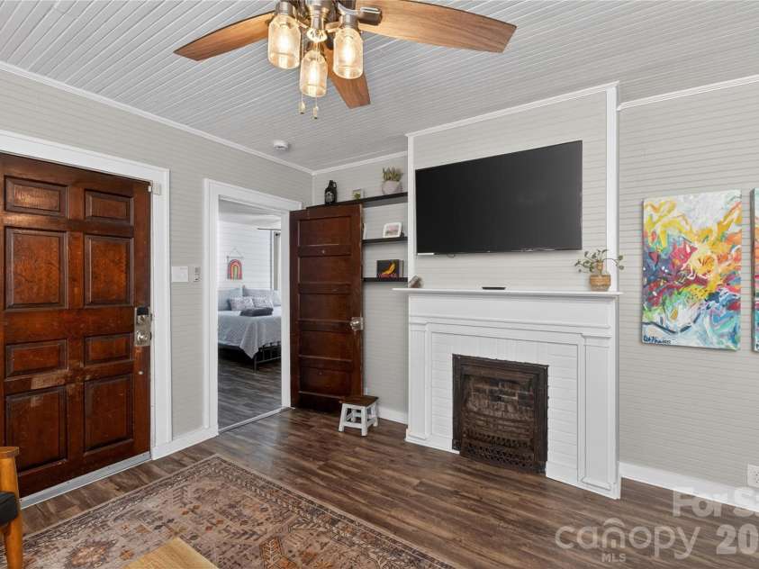 712 Jackson Street, Fort Mill, SC 29715.  MLS# CAR4402155, YatesRealty ID 20760. 