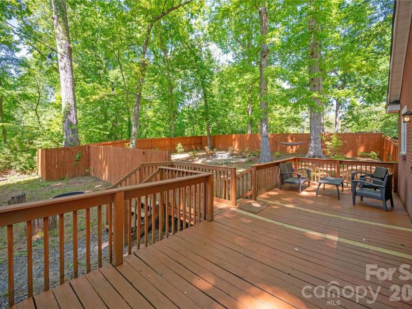 712 Jackson Street, Fort Mill, SC 29715.  MLS# CAR4402155, YatesRealty ID 20760. 