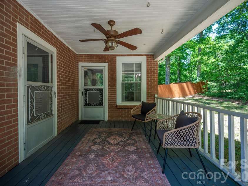 712 Jackson Street, Fort Mill, SC 29715.  MLS# CAR4428914, YatesRealty ID 20760. 