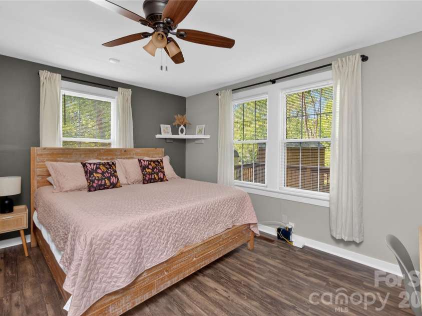 712 Jackson Street, Fort Mill, SC 29715.  MLS# CAR4428914, YatesRealty ID 20760. 