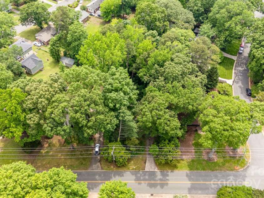 3526 Craig Avenue, Charlotte, NC 28211.  MLS# CAR4260960, YatesRealty ID 20761. 